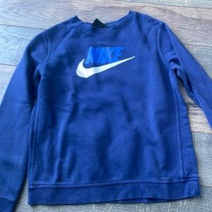 Nike boys crewneck